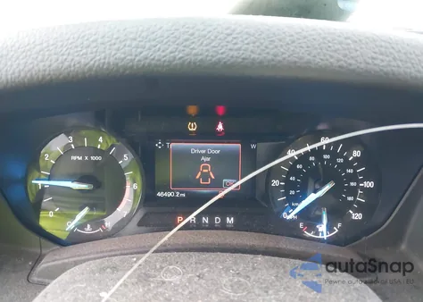 2015 Ford Expedition Xlt z USA, uszkodzony, nr VIN 1FMJU1HT3FEF47140